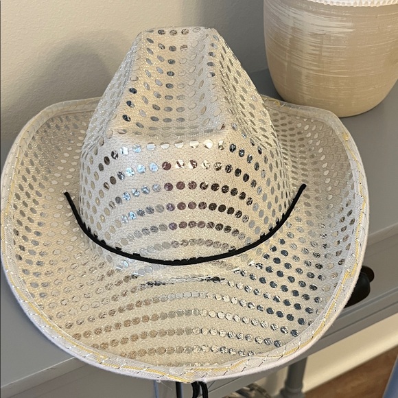 Stylish Cowboy Hat White and Silver Light Up w/ 4 settings - Picture 5 of 7
